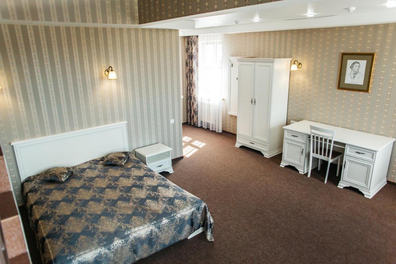 Belastok Hotel 涅斯维日 外观 照片