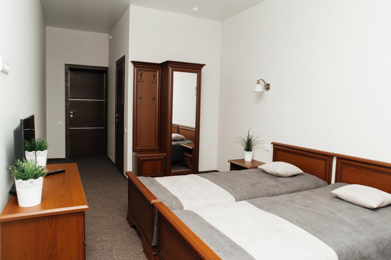 Belastok Hotel 涅斯维日 外观 照片