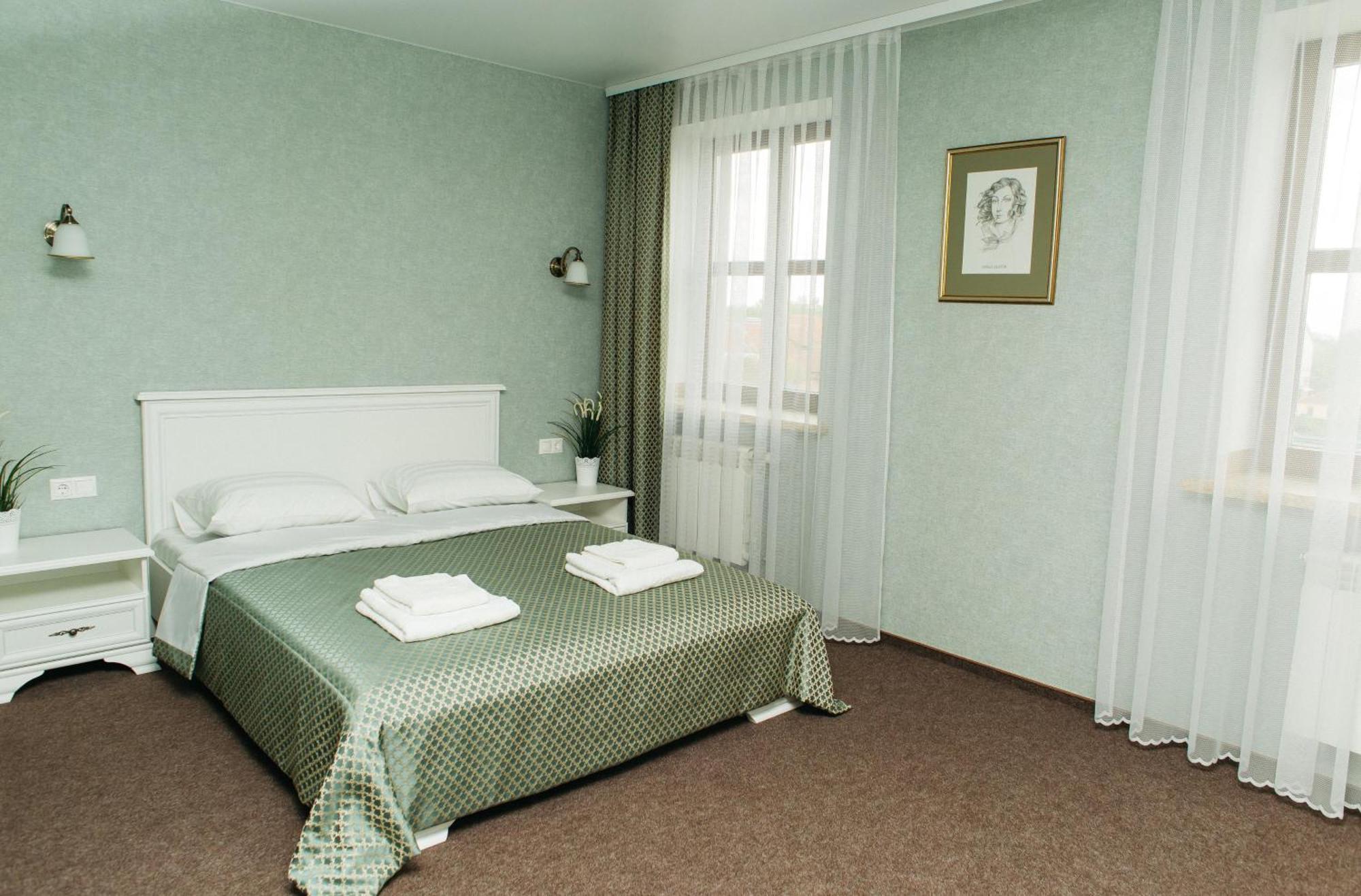 Belastok Hotel 涅斯维日 外观 照片